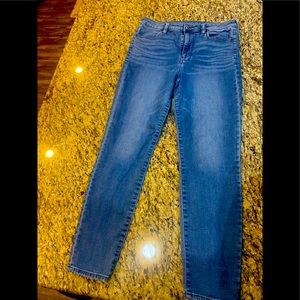 American Eagle Super Hi-Rise jeggings